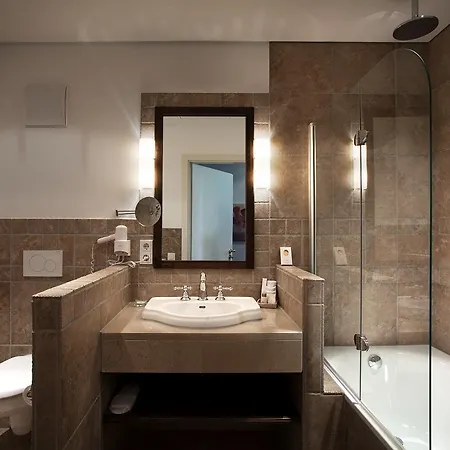 Hotell Gerber Park 4*